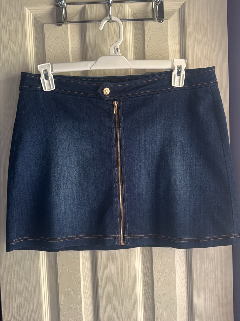 Celebrity Pink Dark Indigo Denim Mini Skirt with Front Zip